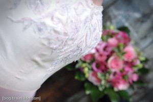 Obwohl die traditionelle, klassische Hochzeit nie unmodern wird, so verändert sich der Style der Brautbilder. Hochzeitsfotograf München