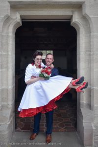 Hochzeitsfotograf Feucht - Heiraten in der Jakobskirche in Feucht