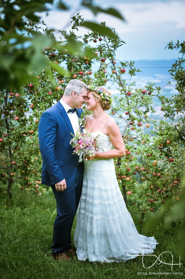 Wunderschoene Brautbilder macht der Hochzeitsfotograf am Gardasee.