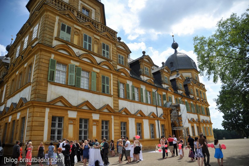 Hochzeitsfotograf Schloss Seehof in Memmelsdorf - Das Hochzeitsauto Schloss Seehof Memmelsdorf