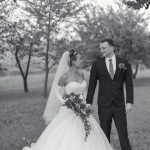 Auch moderne Hochzeitsfotos wirken in schwarzweiss