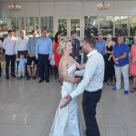 Der Eröffnungstanz ( Brautwalzer ) eingefangen von dem Hochzeitsfotograf