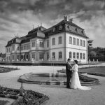 Ausdrucksstarke Brautbilder in Schwarz-Weiss macht der Hochzeitsfotograf.