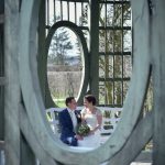 Modernes Brautshooting mit dem Hochzeitsfotografen im Rokokogarten bei Wuerzburg.