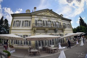 Der Hochzeitsfotograf in der Villa Wenkenhof in der Schweiz